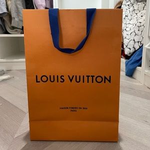 Louis vuitton shopping bag